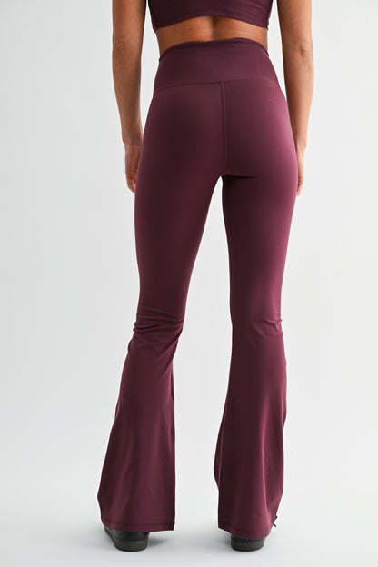 Venice Crossover Waist Flare Yoga Pants