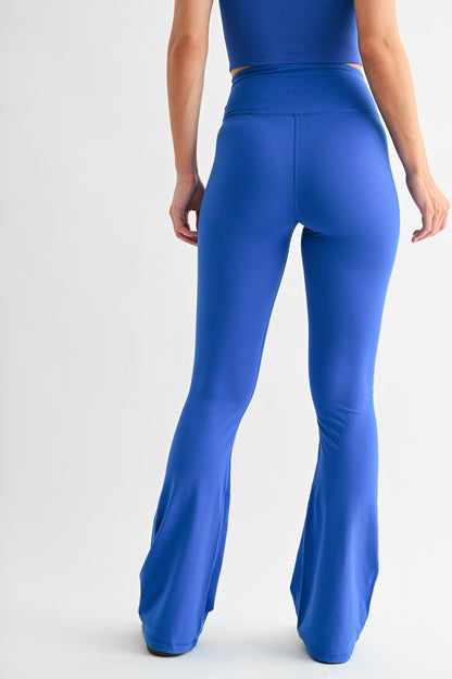 Venice Crossover Waist Flare Yoga Pants