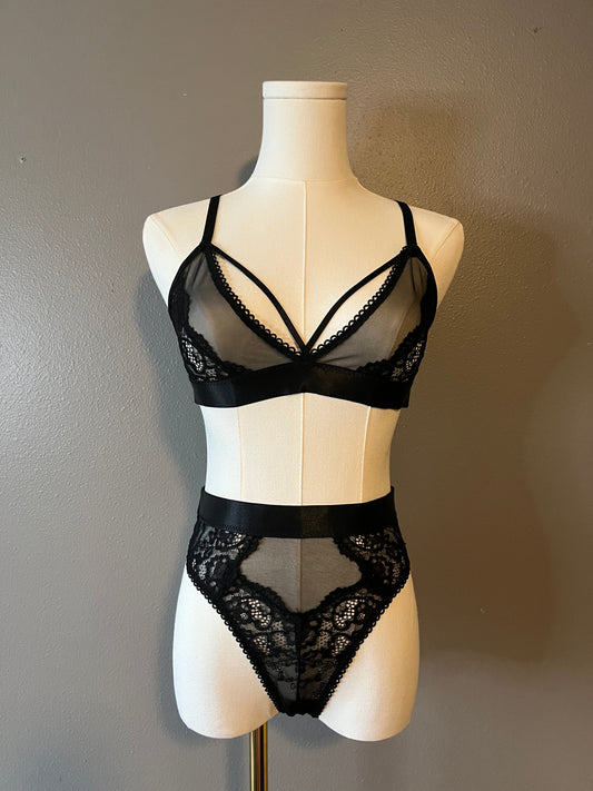 Crisscross High-Waisted Lace Bralette Set
